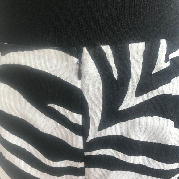 *4/$20* Talbots Zebra Print Midi Skirt - Picture 6 of 7